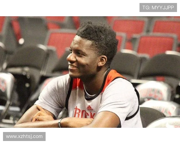 卡佩拉替补高效登场全中四球贡献八分两次封盖展现老将底蕴